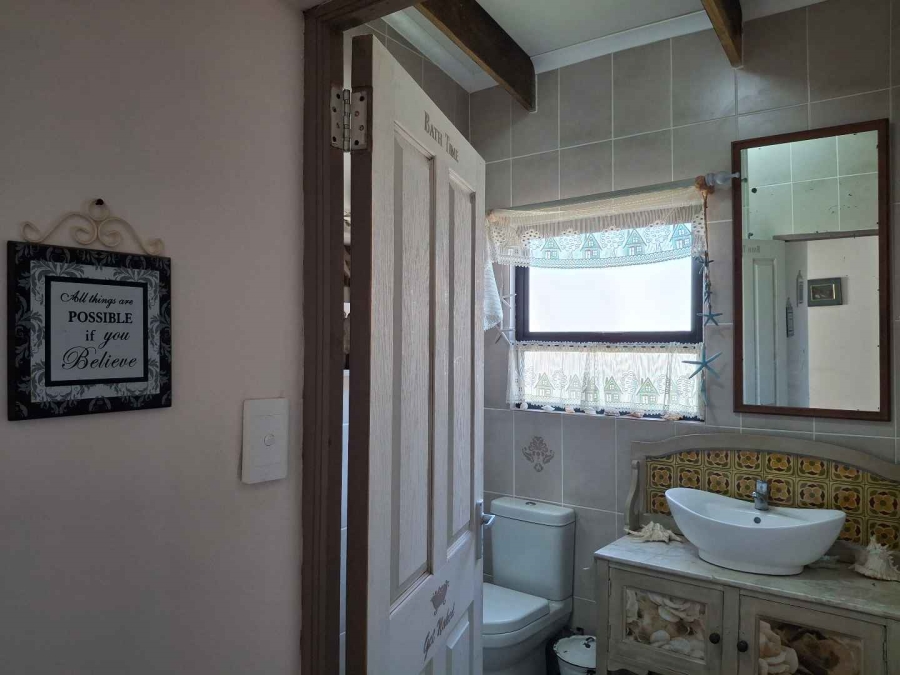 4 Bedroom Property for Sale in Kleinbaai Western Cape